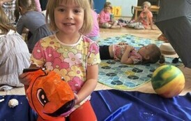 Z Kicią Kocią maluchy zmieniają się w zuchy" Kicia Kocia na plaży 64
