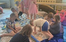 Z Kicią Kocią maluchy zmieniają się w zuchy" Kicia Kocia na plaży 69