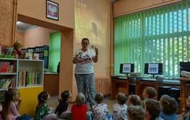 Wizyta w Bibliotece w ramach Narodowego Programu Rozwoju Czytelnictwa - Oddział III Motyle 7