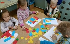 Tw&oacute;rcza matematyka - moduł II matematyka w sztuce - Oddział III Motyle 13