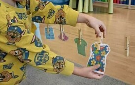 Z Kicią kocią maluchy zmieniają się w zuchy - Kicia Kocia sprząta oddział III Motyle 34