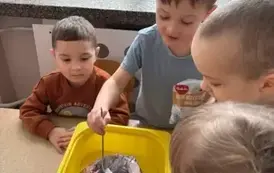 Tydzień eksperyment&oacute;w w Oddziale II Biedronki  21