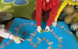 Zuchy konstruują grę planszową  9