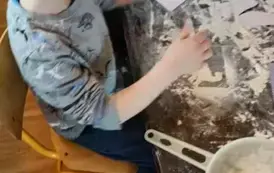 Dino.. dino.. dinozaury - tydzień z dinozaurami oddział III Motyle 23