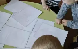 Dino.. dino.. dinozaury - tydzień z dinozaurami oddział III Motyle 97