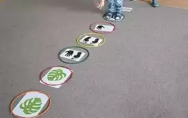 Dino.. dino.. dinozaury - tydzień z dinozaurami oddział III Motyle 109