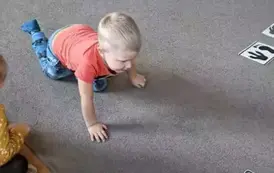 Dino.. dino.. dinozaury - tydzień z dinozaurami oddział III Motyle 124