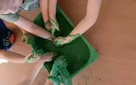 Dino.. dino.. dinozaury - tydzień z dinozaurami oddział III Motyle 143