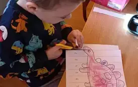 Dino.. dino.. dinozaury - tydzień z dinozaurami oddział III Motyle 166