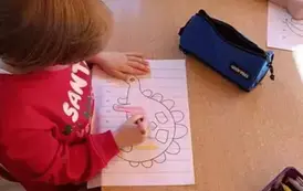 Dino.. dino.. dinozaury - tydzień z dinozaurami oddział III Motyle 170
