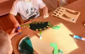 Dino.. dino.. dinozaury - tydzień z dinozaurami oddział III Motyle 195