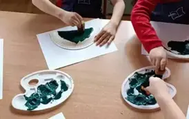 Dino.. dino.. dinozaury - tydzień z dinozaurami oddział III Motyle 221