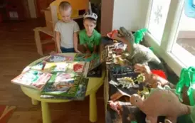 Tydzień z dinozaurami w grupie VI- Nutki 4