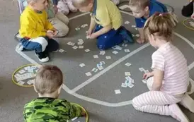 Poznajemy pierwsze oznaki wiosny - Oddział Motyle 106