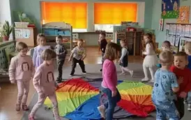 Pierwszy dzień wiosny - Oddział III Motyle  92