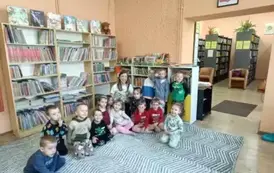 Lekcja biblioteczna - oddział III Motyle 6