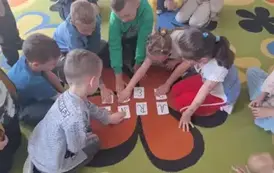 Realizacja projektu &bdquo; Literki w akcji&rdquo; w oddziale VII Zuchy  9