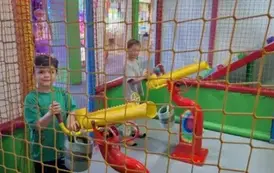 Wycieczka do centrum zabaw Happy Park w Str&oacute;żewku 5