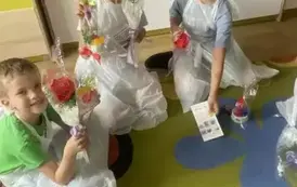 Kolorowe warsztaty mydlarskie w grupie "Zuchy" 11