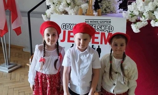 Zdjęcie do XIII edycja Festiwalu Poezji i Pieśni Patriotycznej ,,Nie m&oacute;wię szeptem , gdy m&oacute;wię skąd jestem&rsquo;&rsquo;